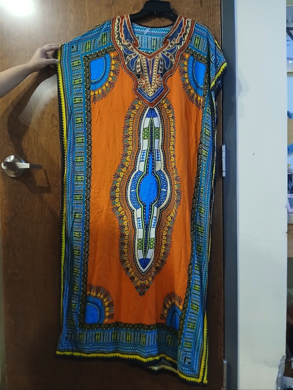 NWOT/ INDIA BOTIQUE embroidered kaftan